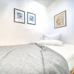 - Haus P, App 0p0305